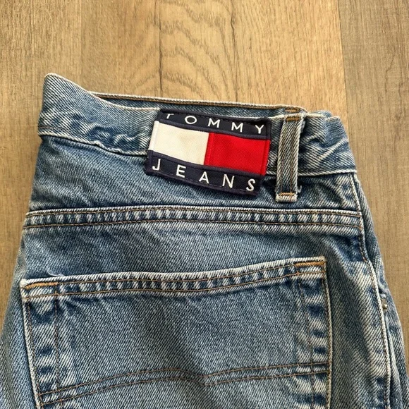 Tommy Jeans Vintage 90’s Straight Leg Baggy Jeans Size 31/34 EUC - Picture 3 of 7